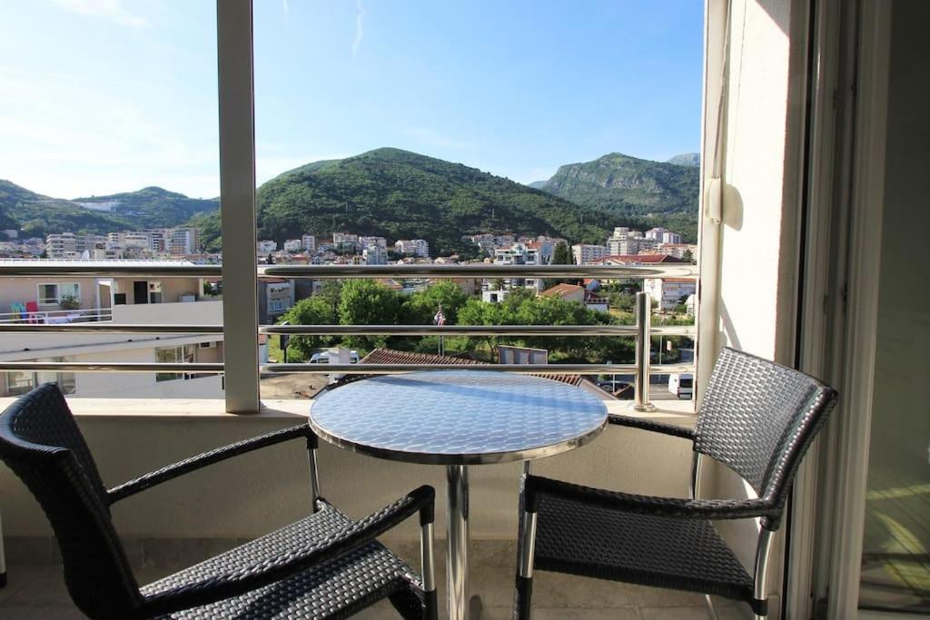In The Centre Of Appartement