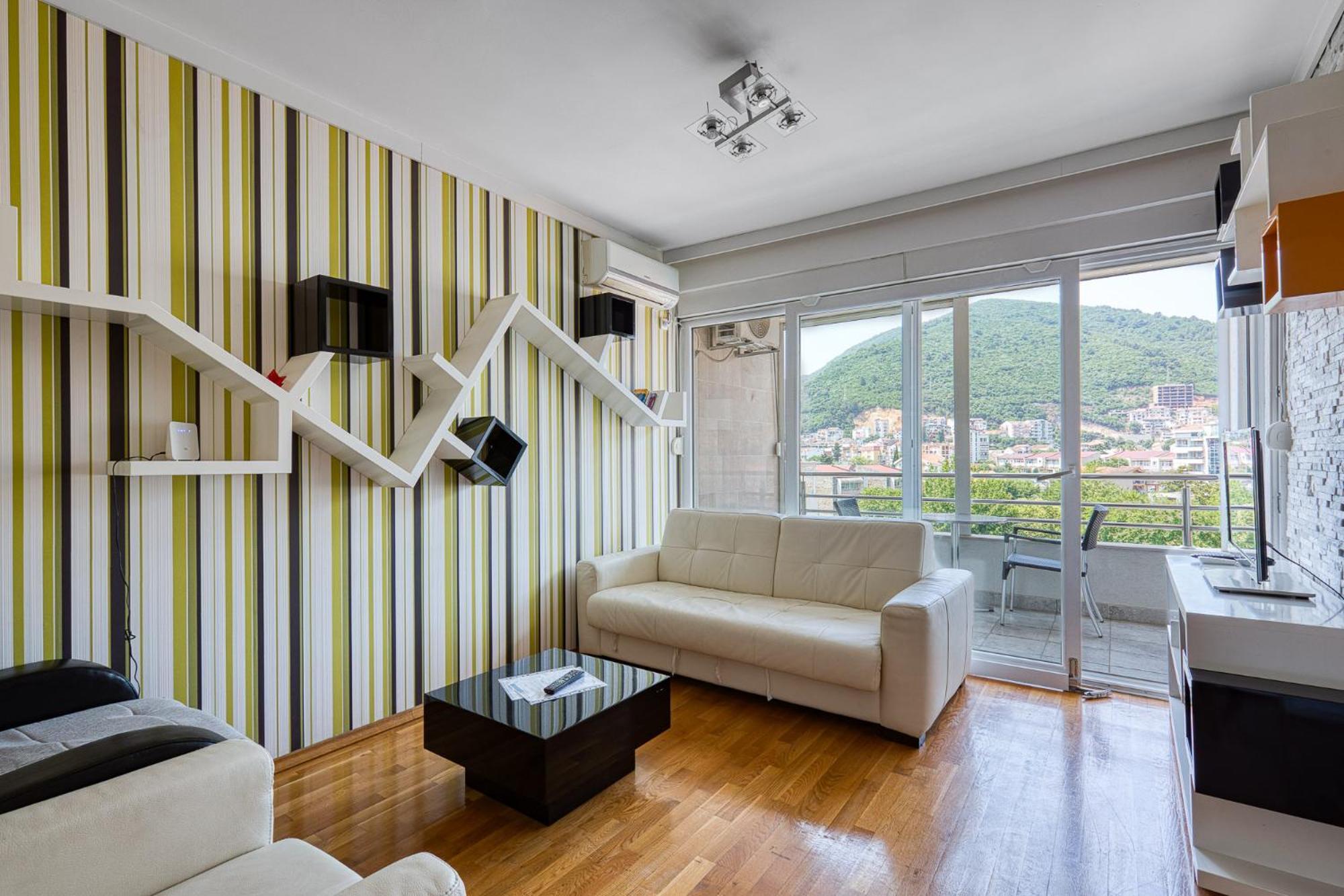 Apartment In The Centre Of